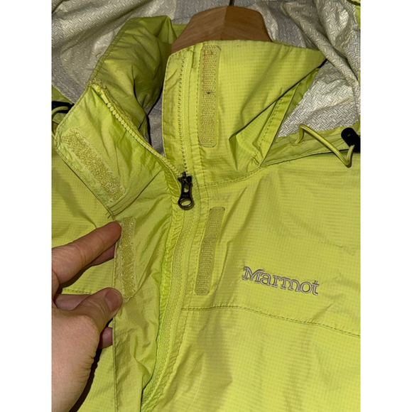 Women's Marmot Precip Rain Jacket Soft Shell Hooded Wind Breaker size XS - Picture 8 of 16